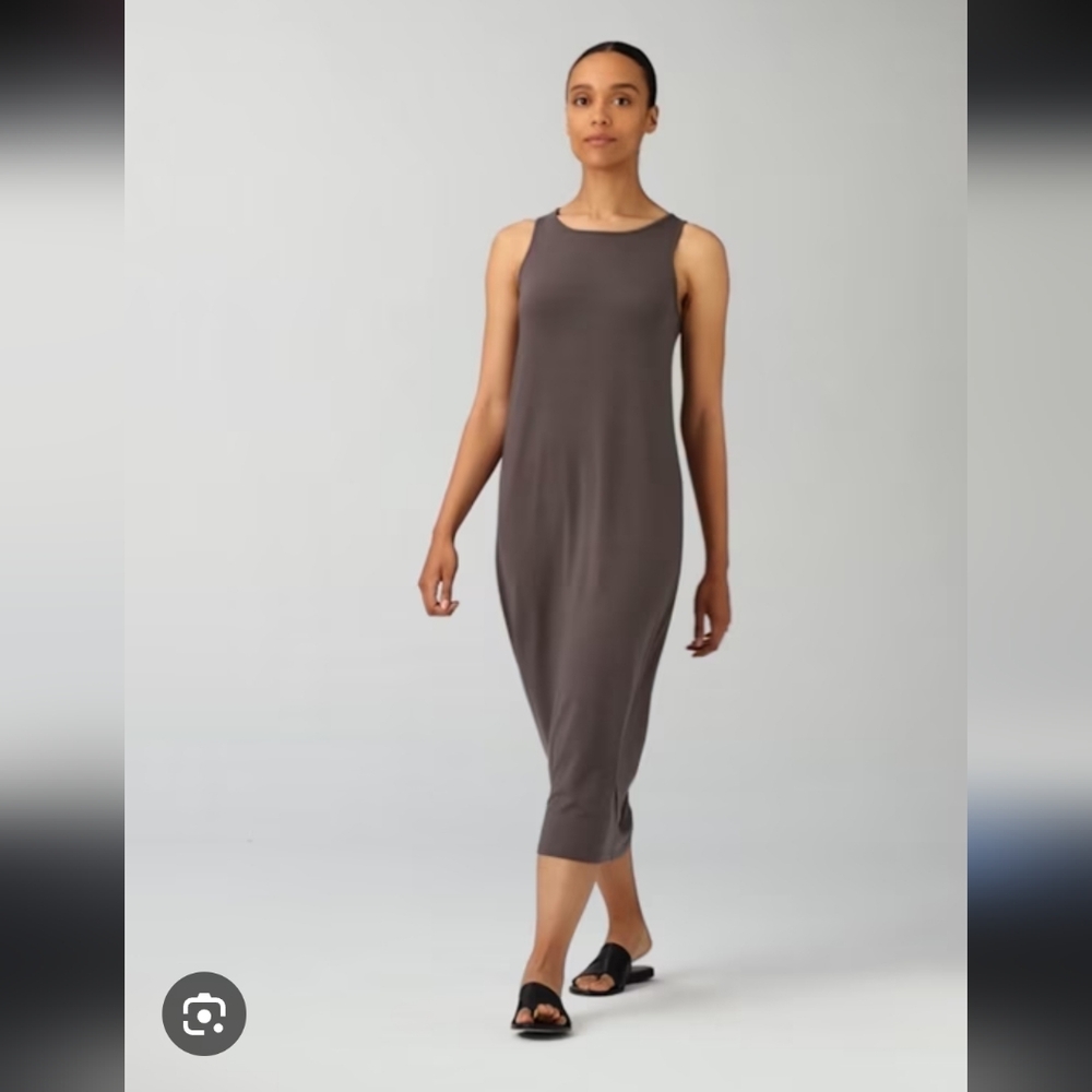 NWOT Gray Sleeveless Maxi Dress